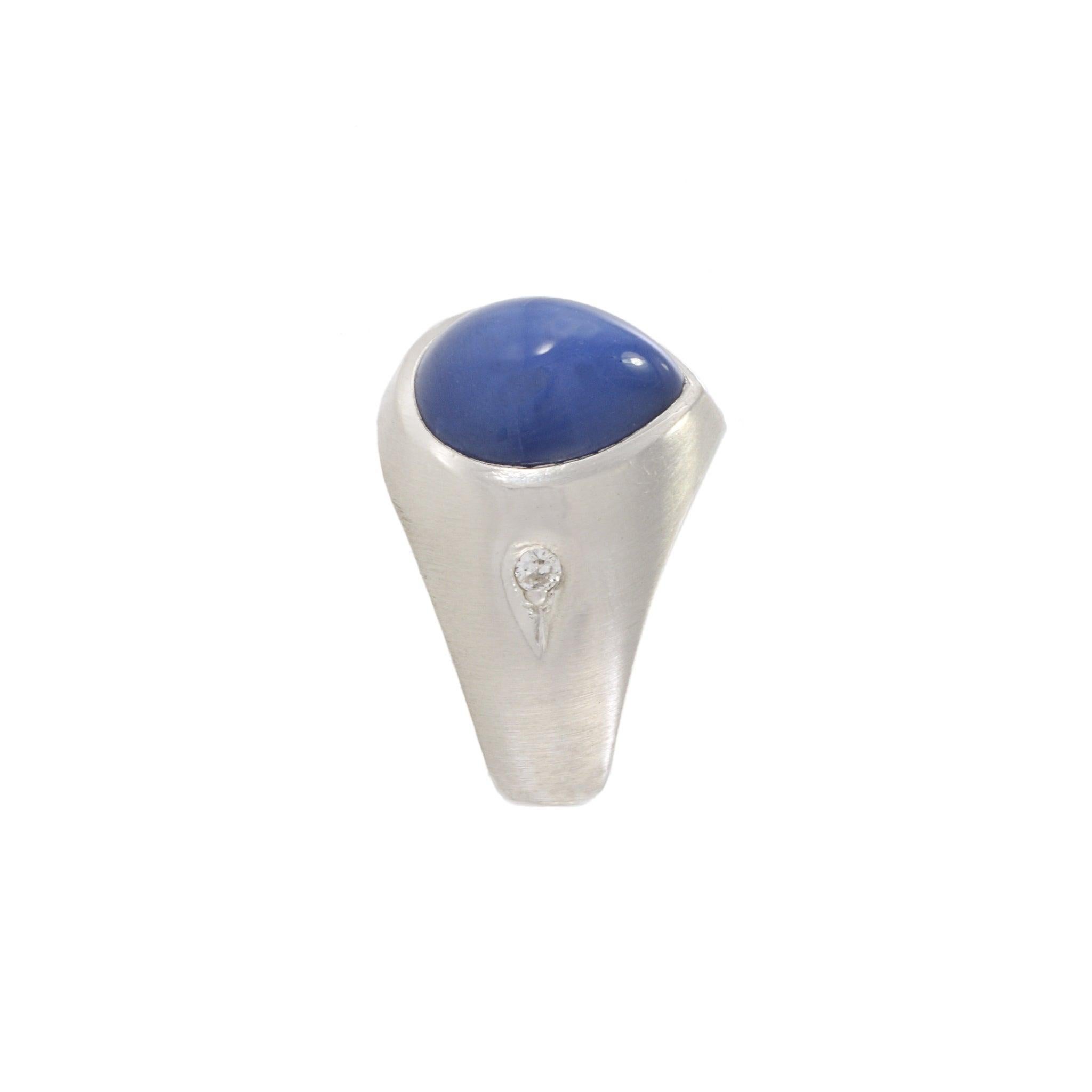 Round Cut Vintage 14KT White Gold Pear Cabochon Star Sapphire and Diamond Ring For Sale