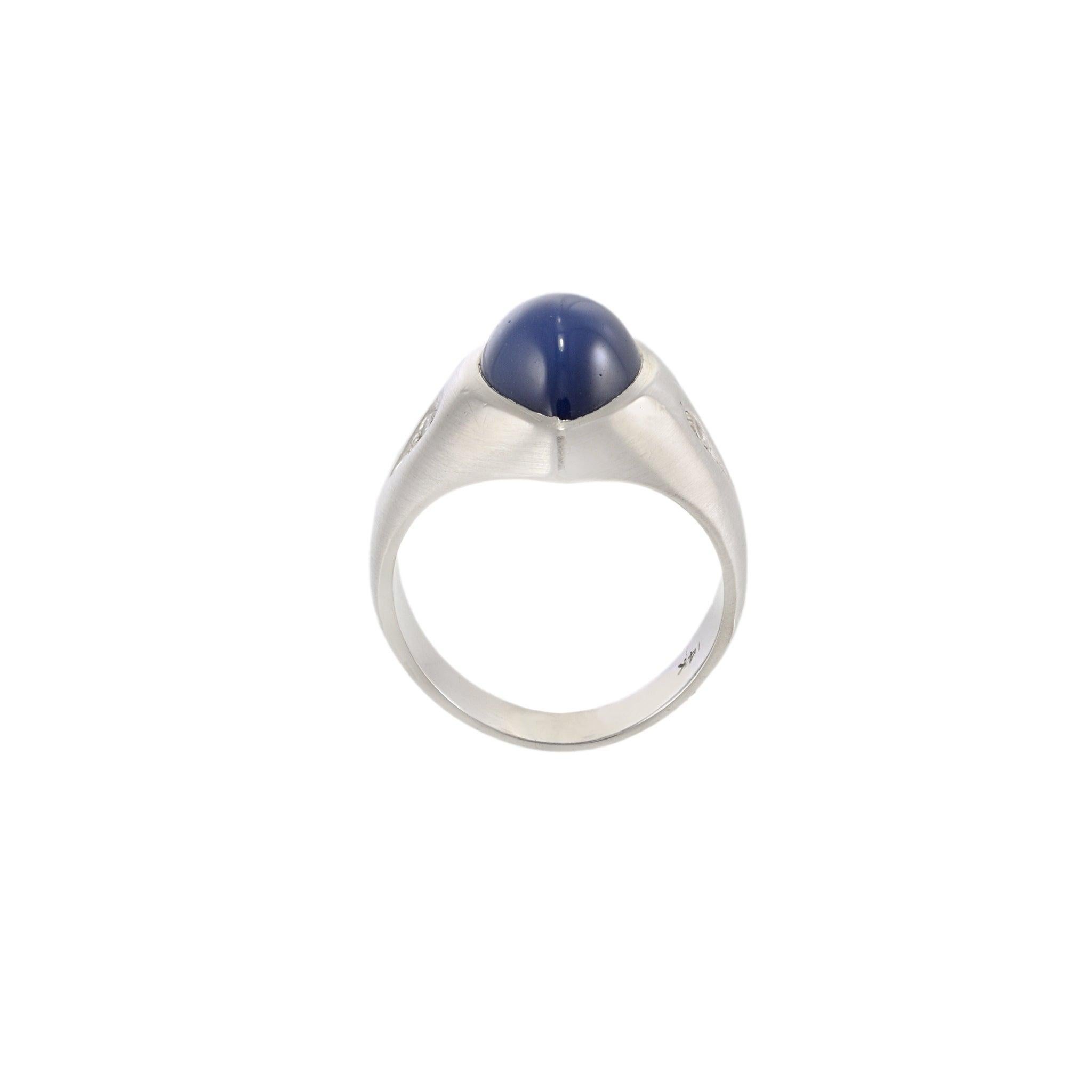 Men's Vintage 14KT White Gold Pear Cabochon Star Sapphire and Diamond Ring For Sale