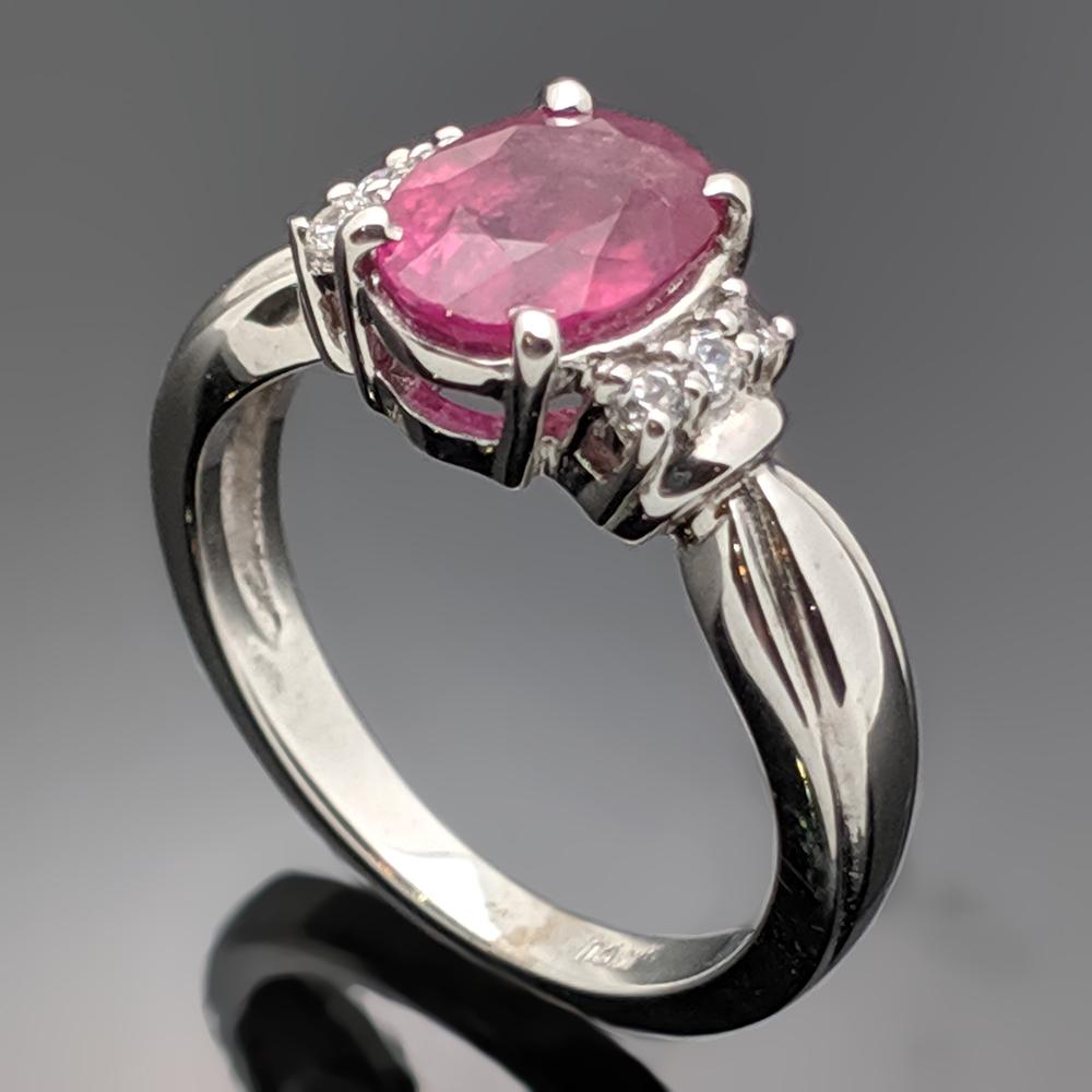 Oval Cut Vintage 14 Karat White Gold Pink Sapphire and Diamonds Ring For Sale