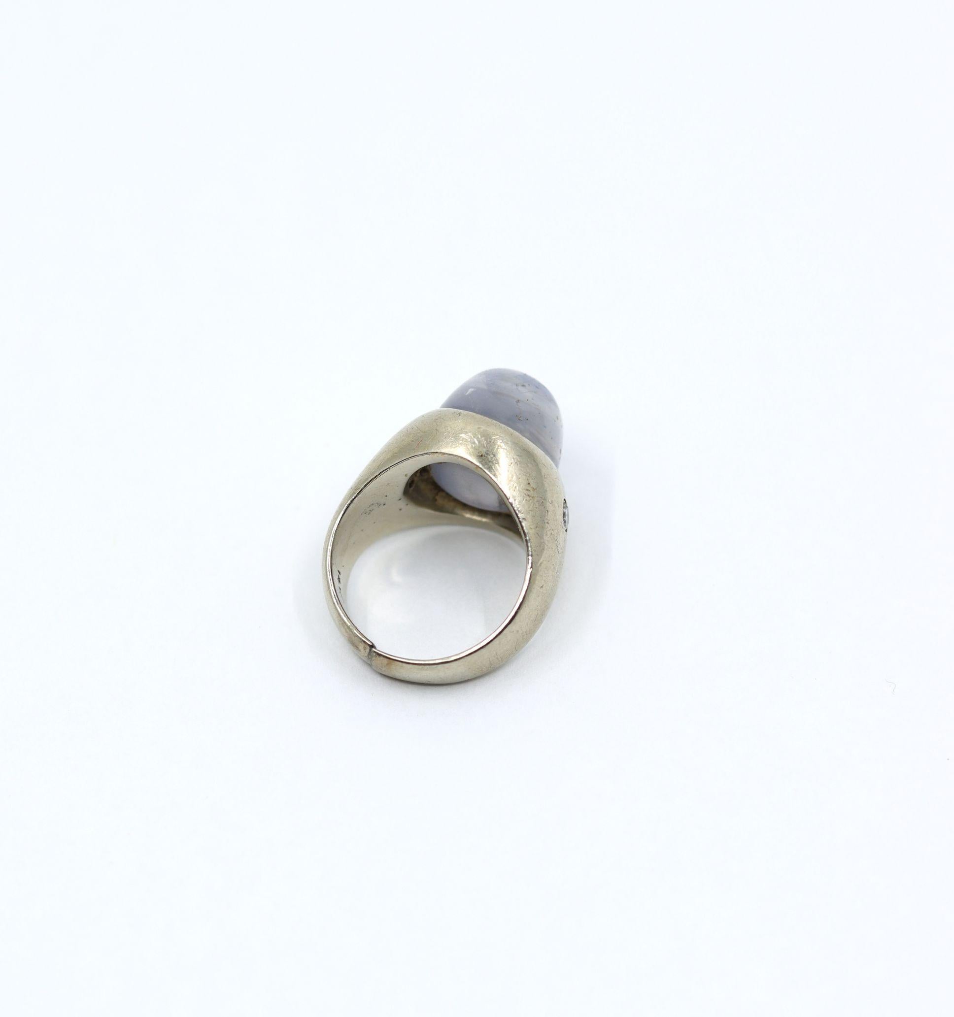 Vintage 14KT White Gold Star Sapphire Diamond Ring For Sale 2