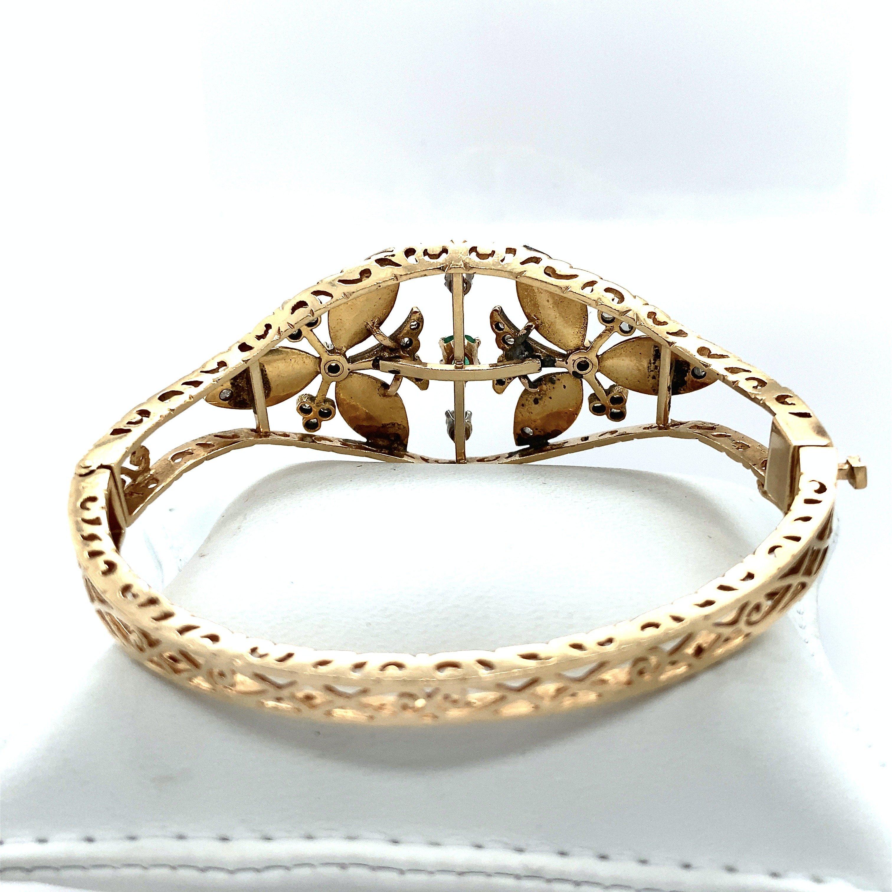 Bracelet jonc vintage en or jaune cobalt et émail guilloché 14 carats  Pour femmes en vente