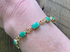 Vintage, 14kt Yellow Gold and Light Green Jade Bangle Bracelet