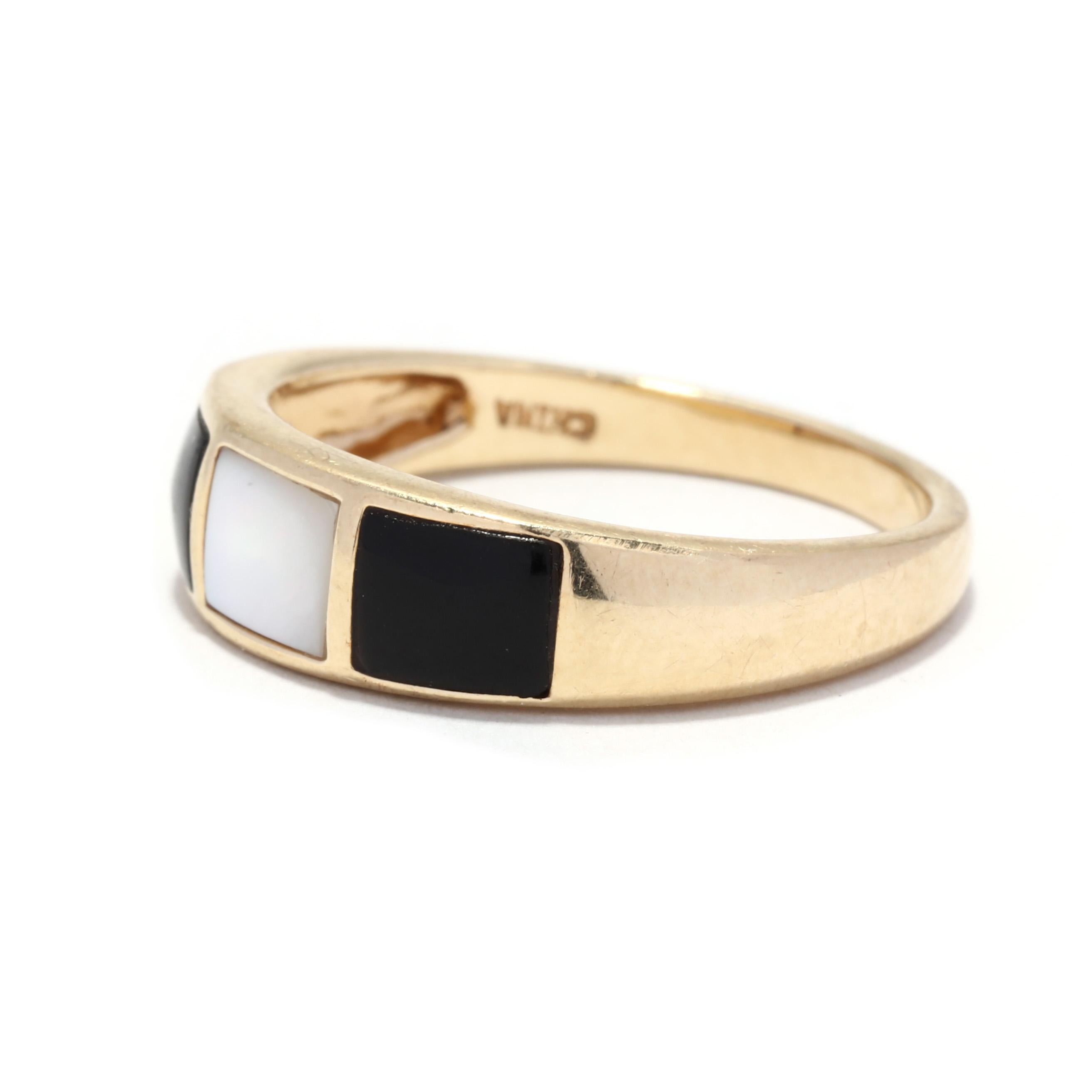 Cushion Cut Vintage 14KT Yellow Gold Black Onyx Mother of Pearl Ring, Black 