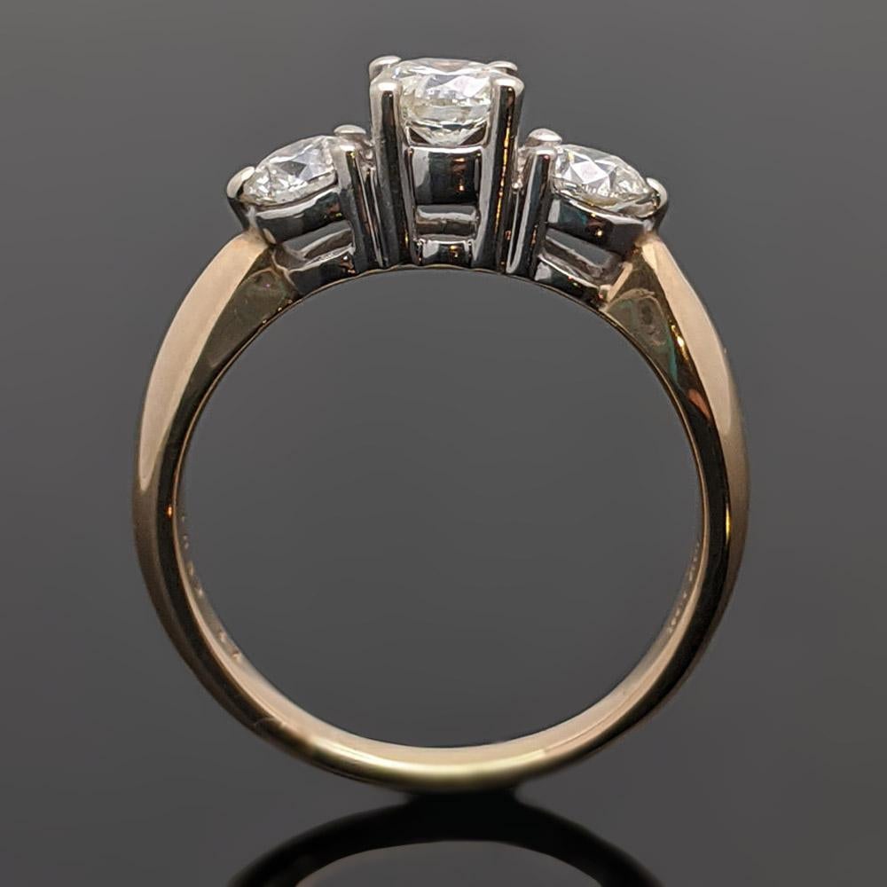 Women's Vintage 14 Karat Yellow Gold Diamond Ring For Sale