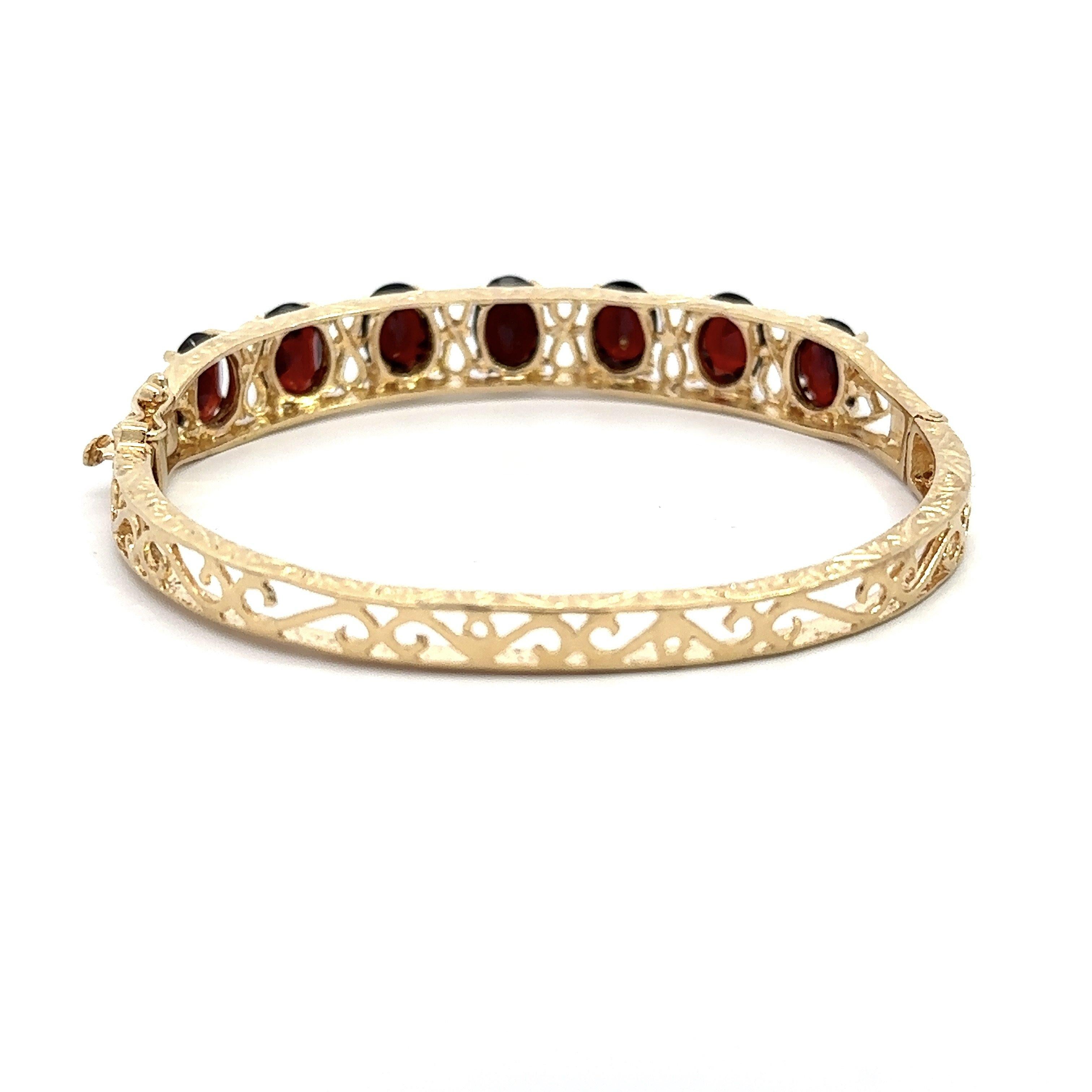 Vintage 14KT Yellow Gold Garnet Bangle Bracelet 1