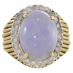 Anello cocktail d'epoca in oro giallo 14KT con giada lavanda e diamanti