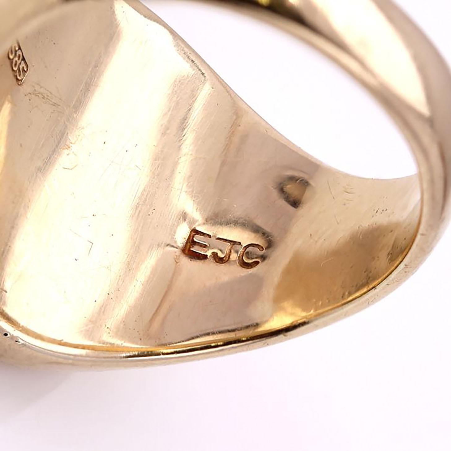 Women's or Men's Vintage 14kt. Yellow Gold Oval Signet Ring with Engraved Dog and Latin Phrase