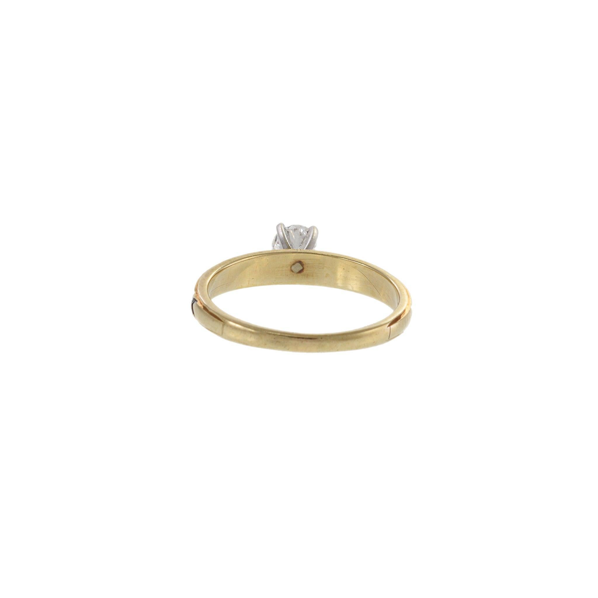 Vintage 14KT Yellow Gold Solitaire Diamond Ring, Engraved Shank en vente 3