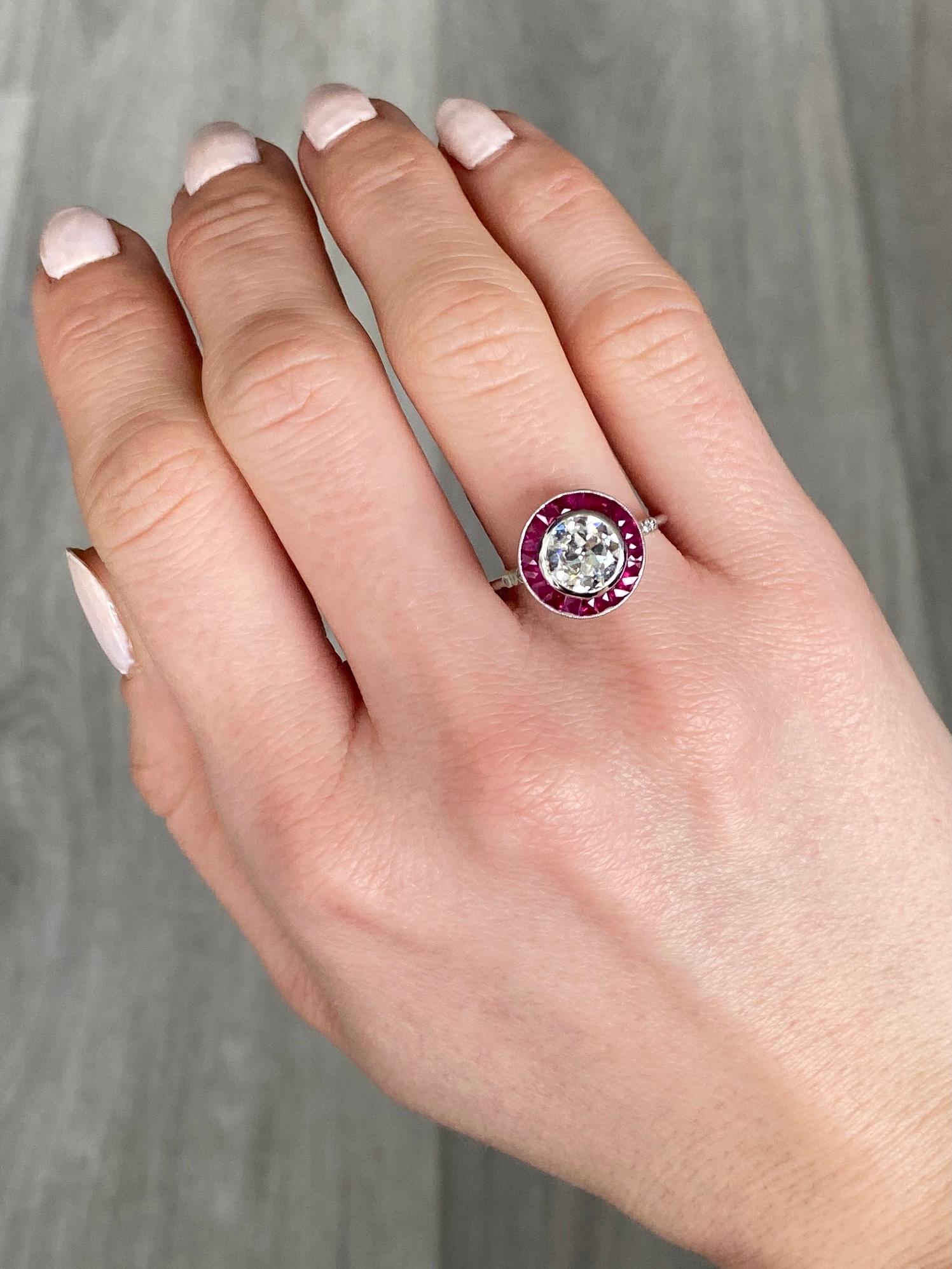 Vintage 1.5 Carat Diamond and Ruby Platinum Target Ring In Excellent Condition In Chipping Campden, GB