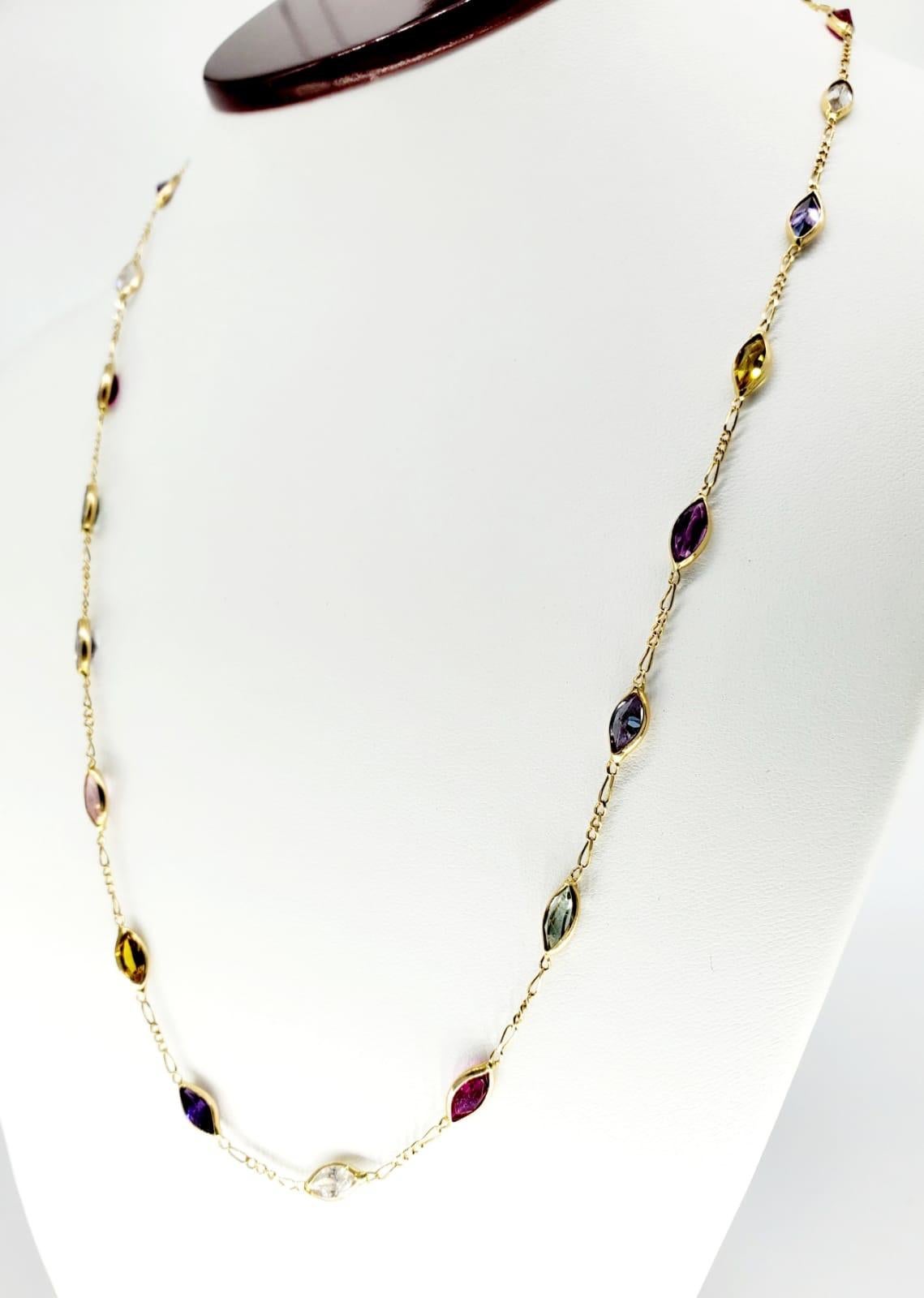 Taille Marquise Collier vintage en or 14 carats avec multi-gemmes marquises de 15 carats en vente