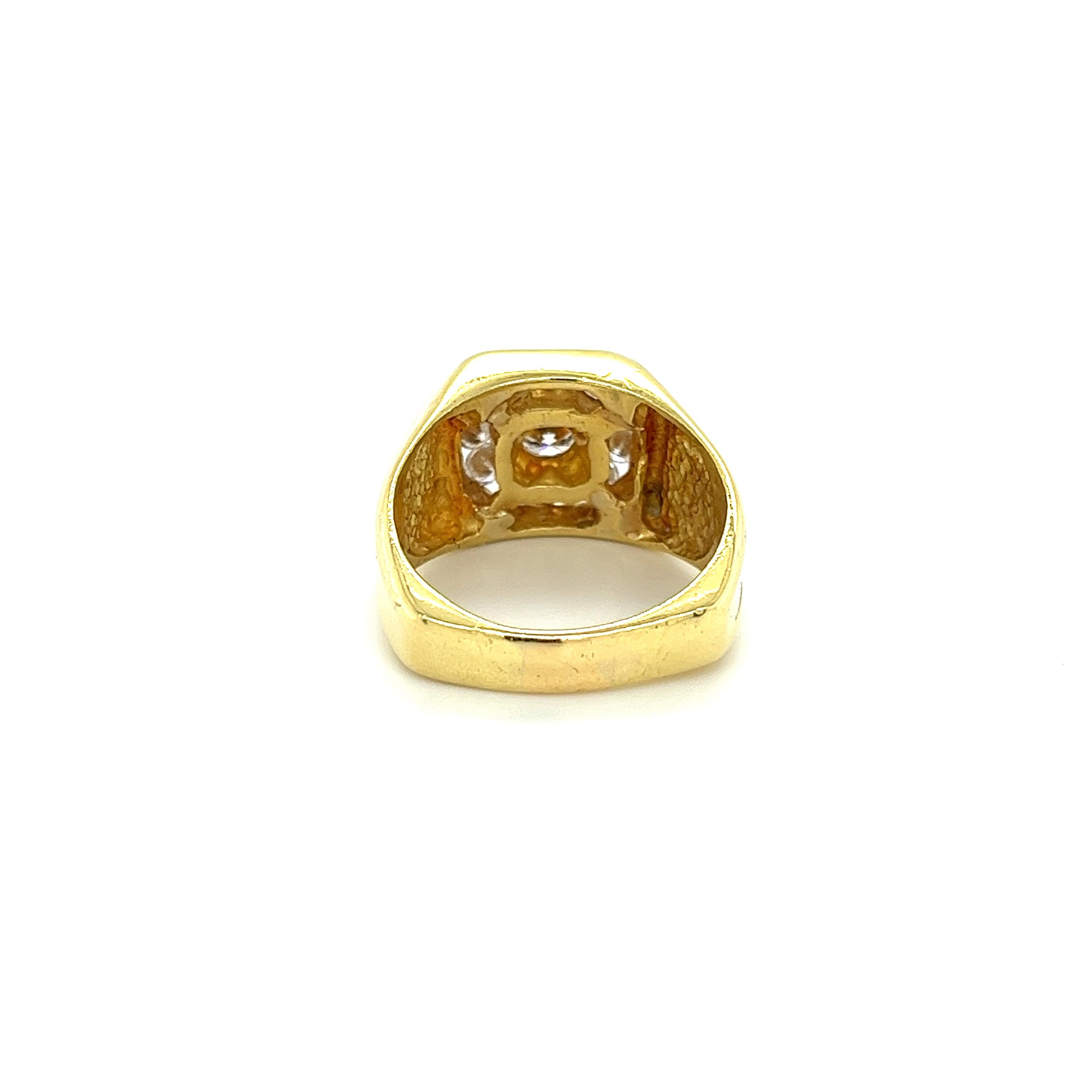 Vintage 1.5 Carat TW Channel and Bezel Set Natural Diamond Mens Ring in 18K Gold In New Condition For Sale In Miami, FL