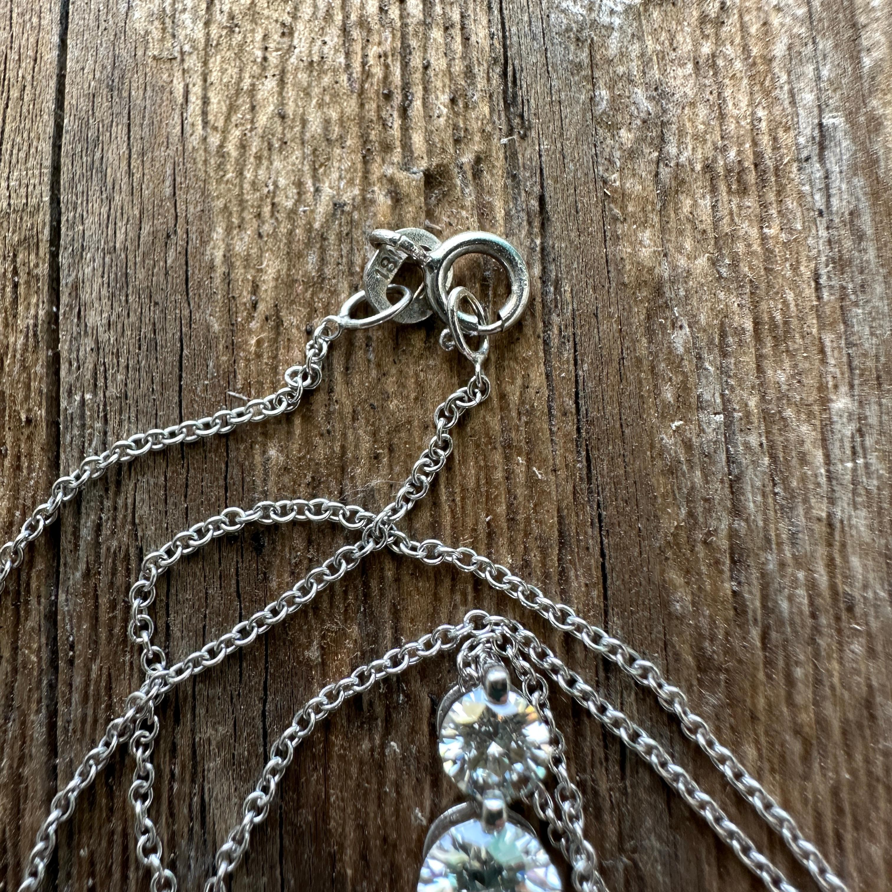 Vintage 1.5 ct Diamond 18K Pendant Necklace  For Sale 11