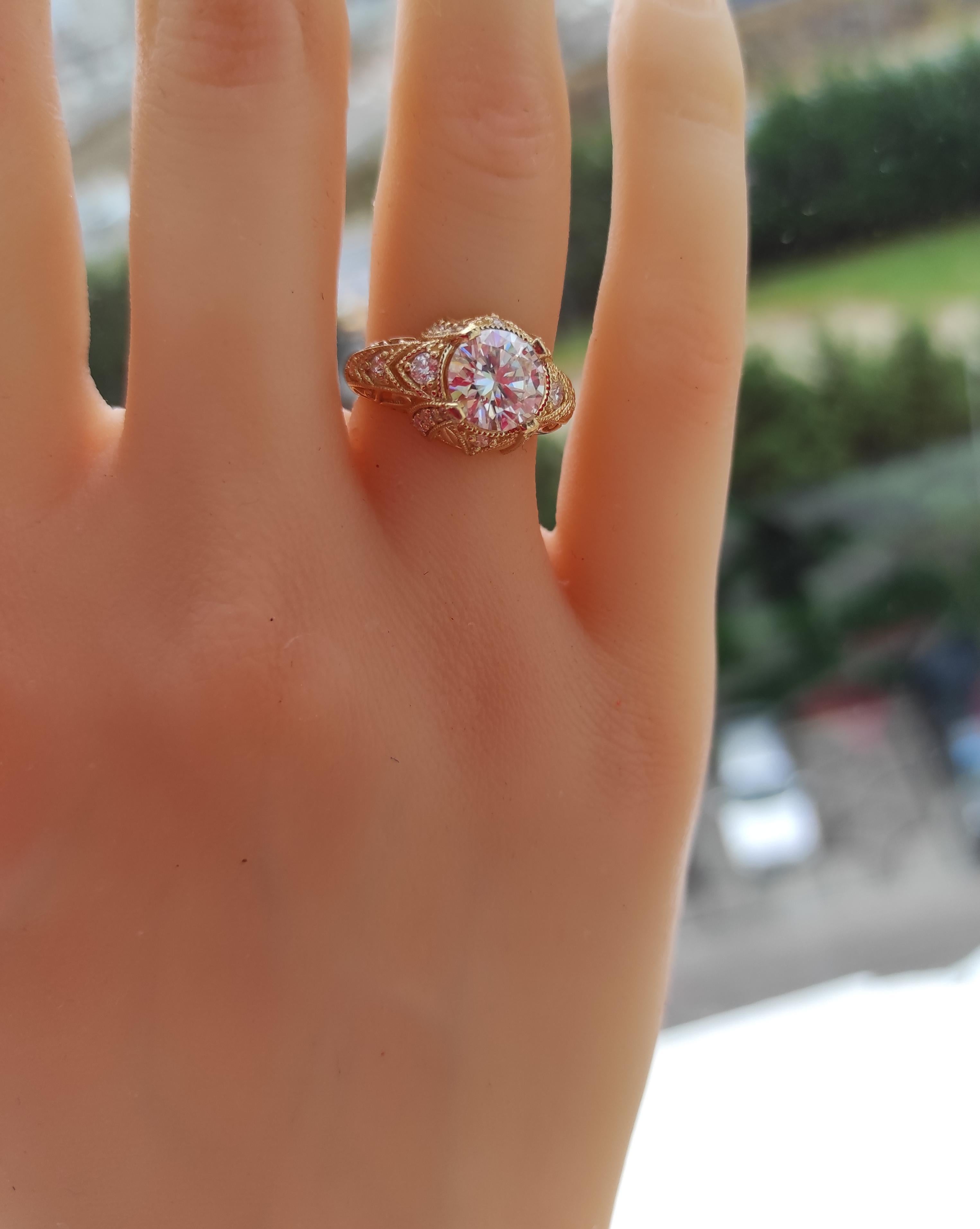 Vintage 1.5 ct Round Moissanite Engagement 14k Gold Ring 3