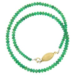 Vieille perle Rondelle Emeraude verte GIA riche Collier avec fermoir en or 14k