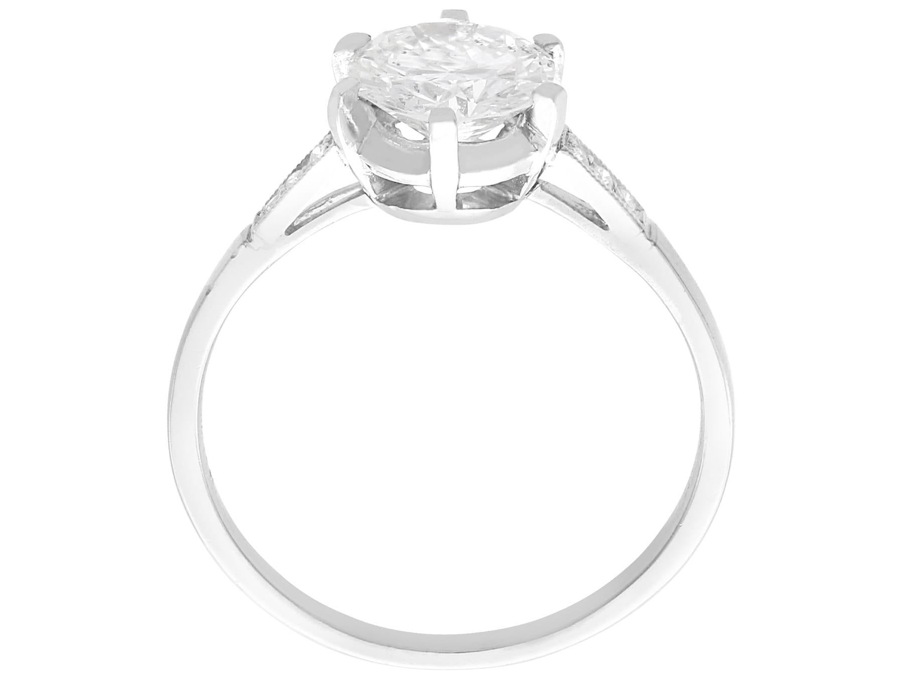 Women's or Men's Vintage 1.50 Carat Diamond and Platinum Solitaire Ring For Sale