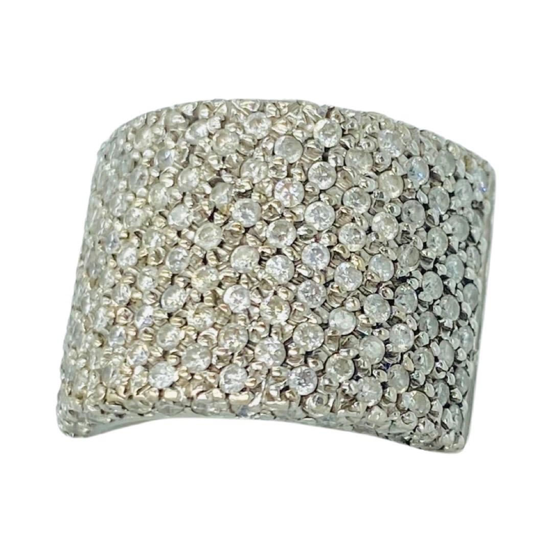 Vintage 1.50 Carat Diamonds Wide Ring 18k White Gold In Excellent Condition For Sale In Miami, FL