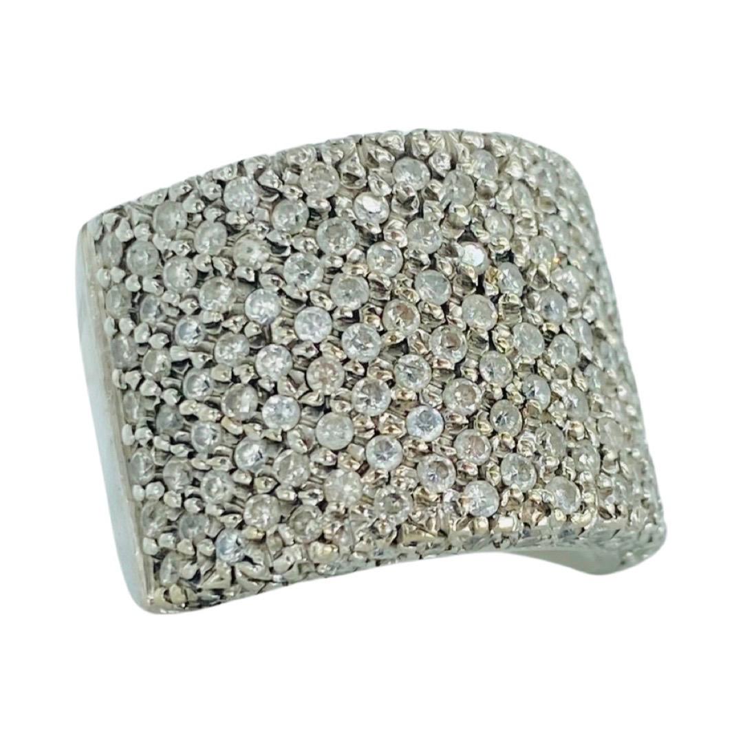 Women's Vintage 1.50 Carat Diamonds Wide Ring 18k White Gold For Sale