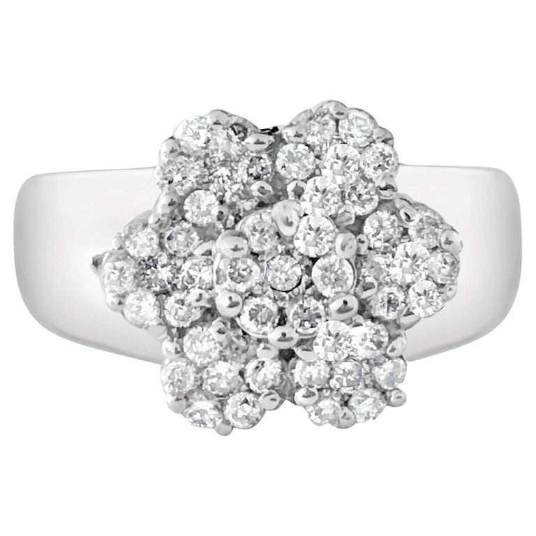 Vintage 1.50 Carat Flower Inspired Brilliant Diamonds and Gold