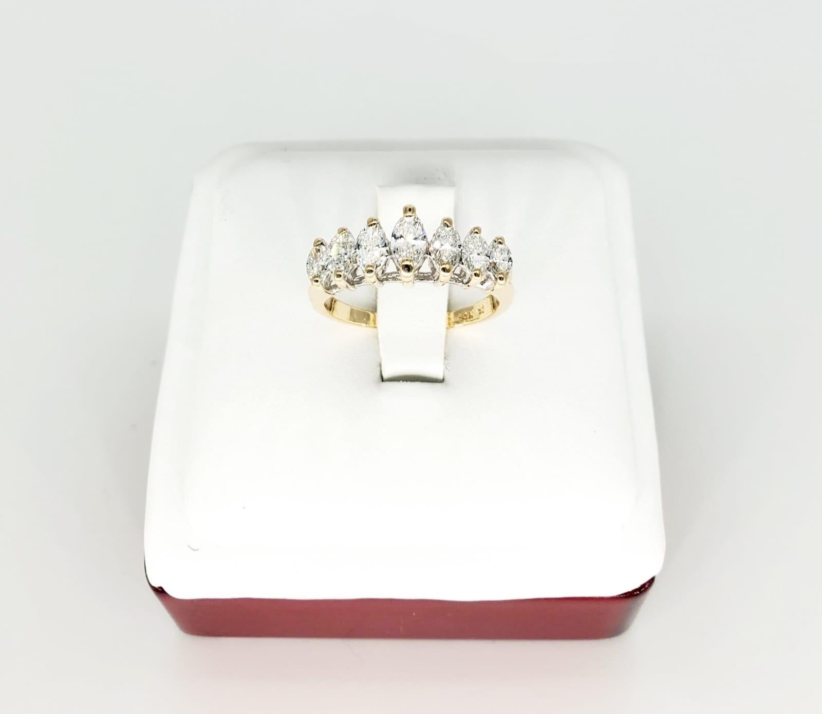 Vintage 1.50 Carat Marquise Diamond Half Eternity Ring 14 Karat In Excellent Condition For Sale In Miami, FL