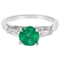 Vintage 1.50 Carat Natural Emerald Diamond Cocktail Engagement Ring