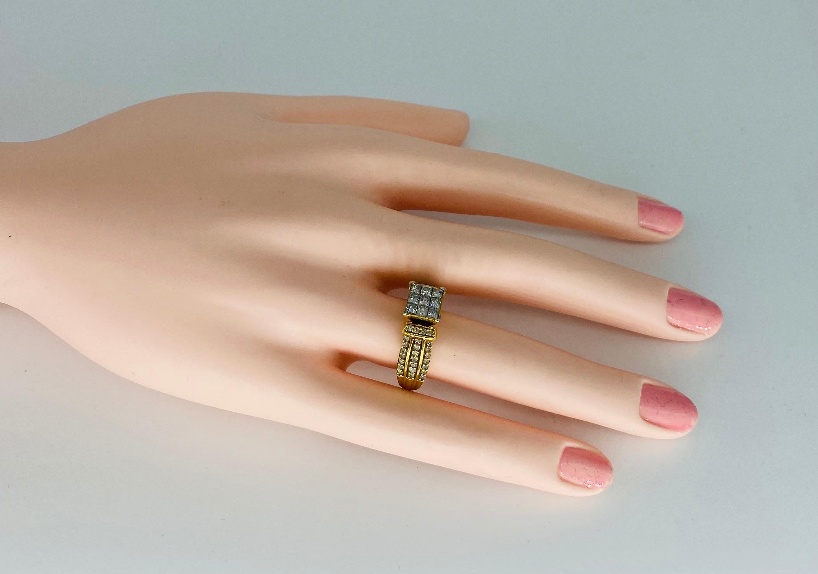 Bague de fiançailles vintage avec diamants taille princesse d'un poids total de 1,50 carat en vente 3