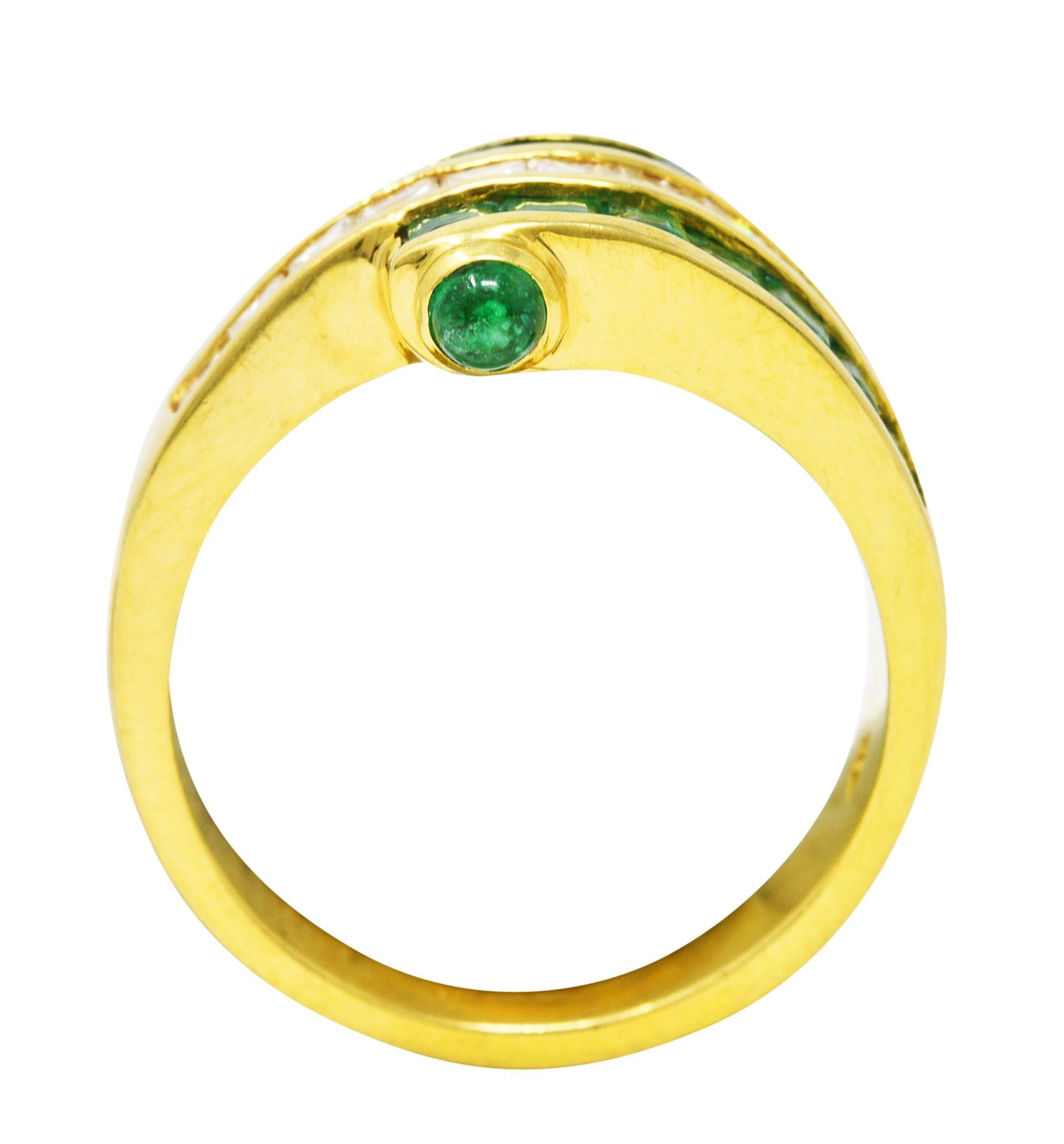 Women's or Men's Vintage 1.50 Carats Emerald Diamond 18 Karat Yellow Gold Channel Band Ring