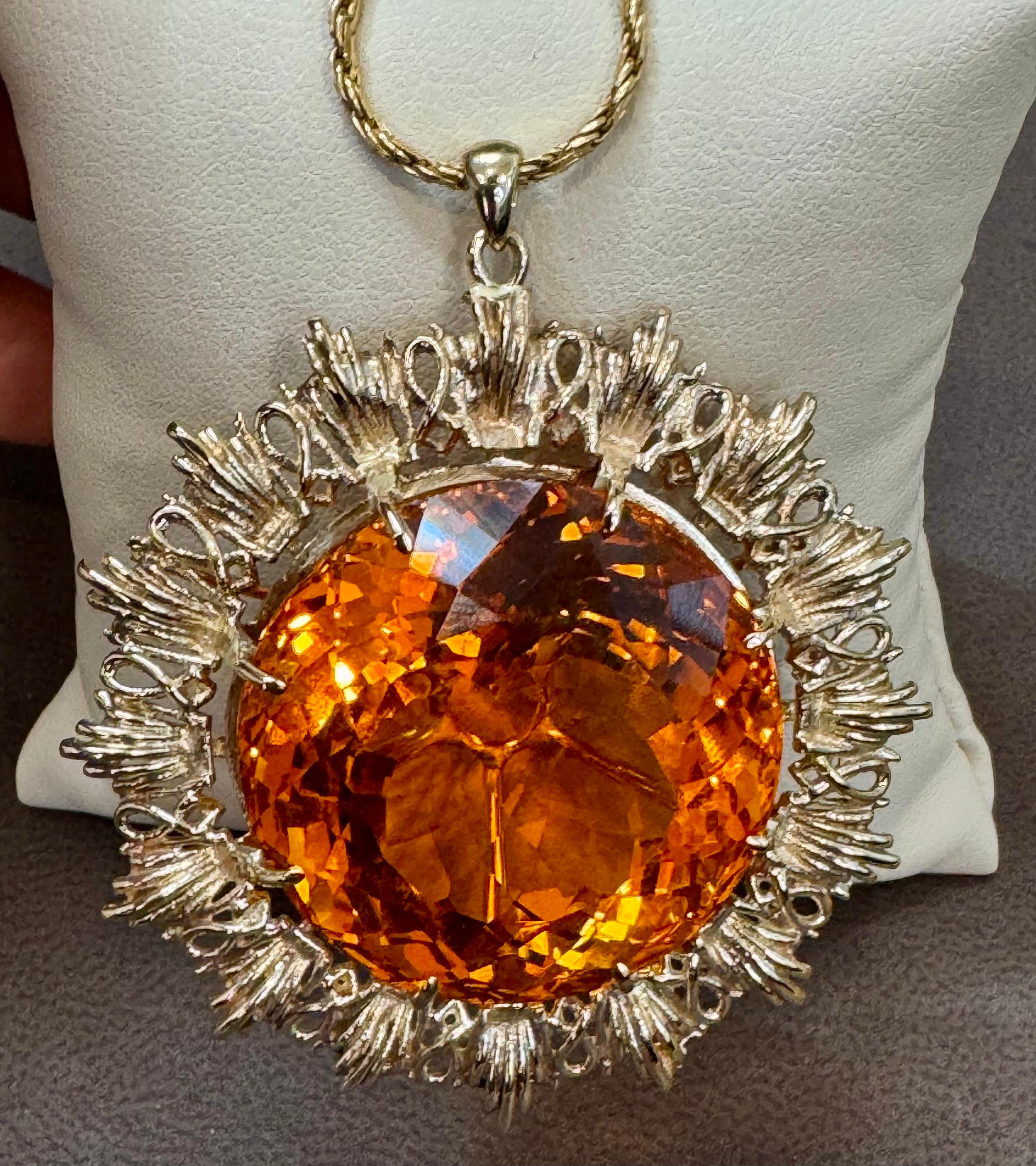 Vintage 150 Ct Round Shape Citrine Pendent  14 Kt Yellow Gold with Chain Italy For Sale 5