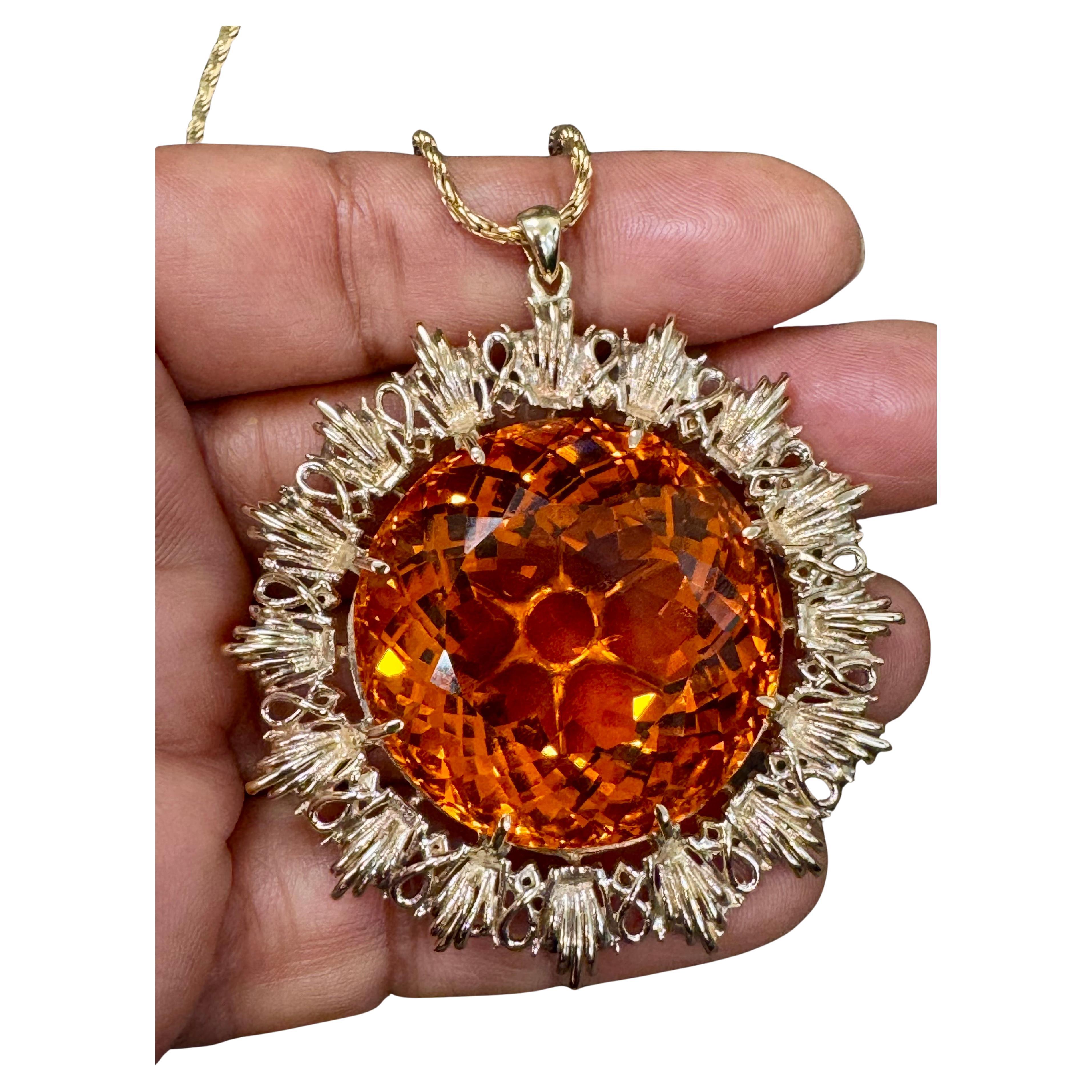 Vintage 150 Ct Round Shape Citrine Pendent  14 Kt Yellow Gold with Chain Italy For Sale