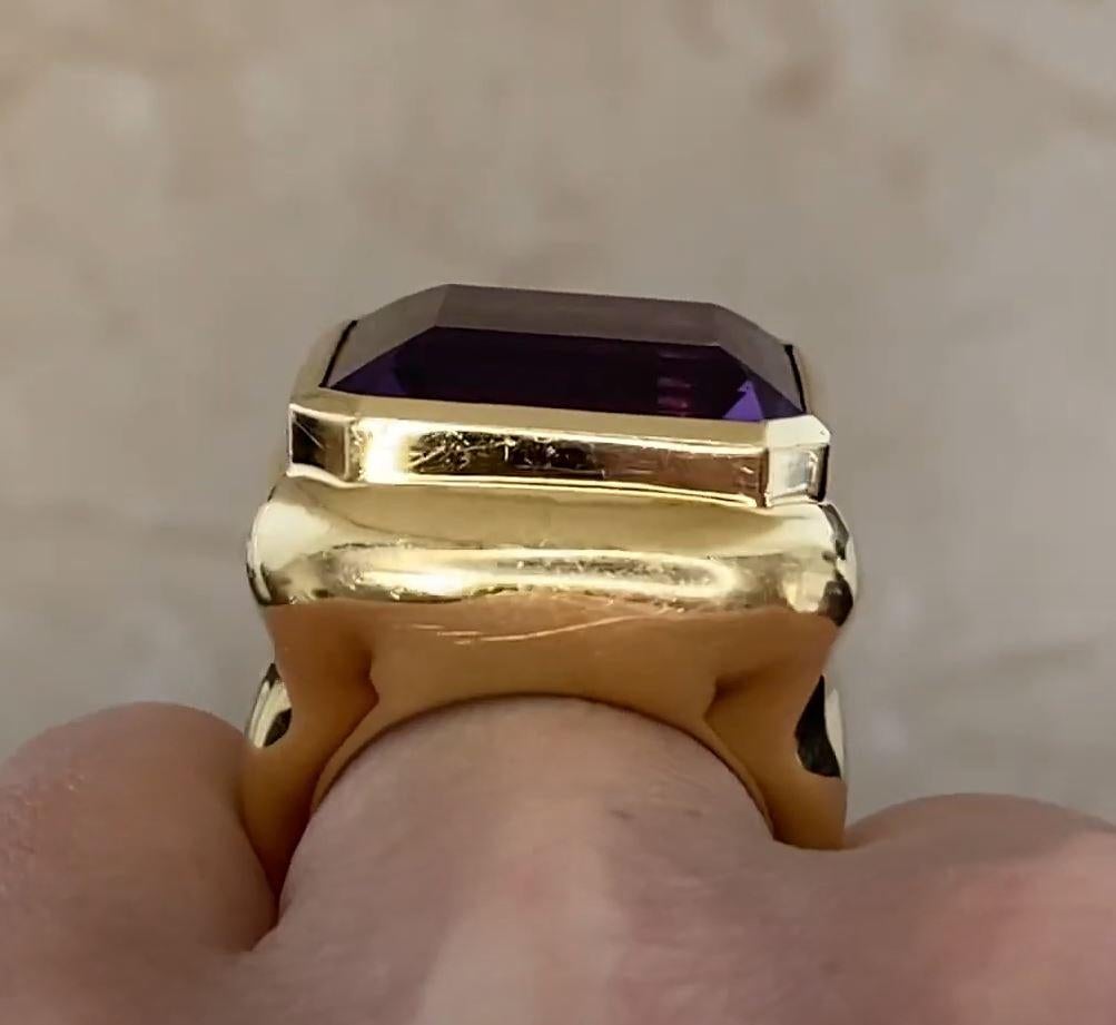 Women's Vintage Emerald Cut Amethyst Cocktail Ring (Approx. 15-Carats), 18k Yellow Gold