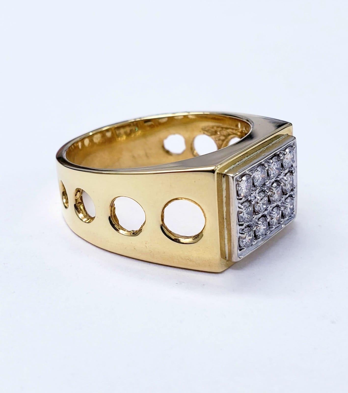 gold ring square design