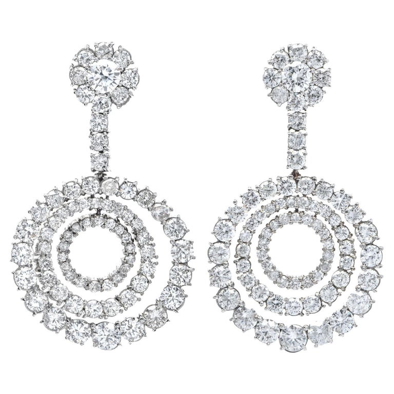Vintage 15.20cts Diamond Dangle Circular Chandelier Platinum Earrings