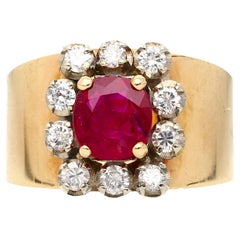 Bracelet large vintage en or jaune 14 carats avec rubis taille coussin de 1,54 carat