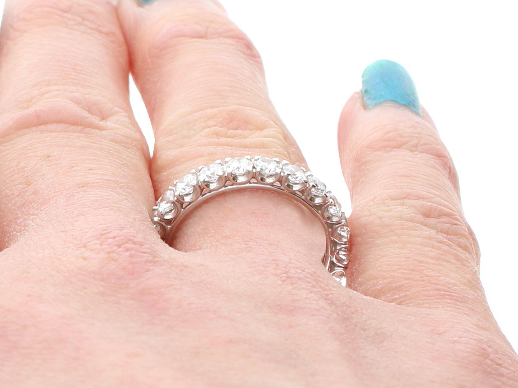 Vintage 1.54Ct Diamond and Platinum Full Eternity Ring, Circa 1980 For Sale 3