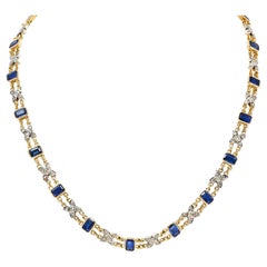 Vintage 15.75 Carats Sapphire Diamond 18 Karat Silver-Top Gold Flower Necklace