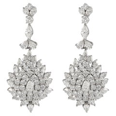 Boucles d'oreilles chandelier vintage en or 18 carats avec diamants taille poire, ronde et marquise de 15,75 carats