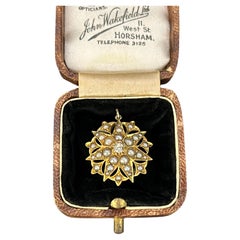 Colgante vintage de oro amarillo de 15 ct, diamantes y perlas, circa 1910