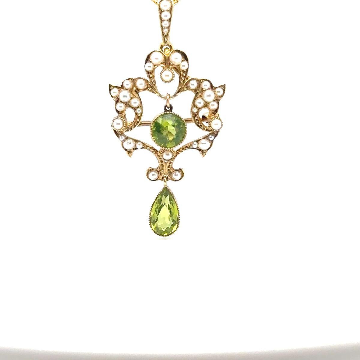 Asscher Cut Vintage 15ct Yellow Gold Peridot and Seed Pearl Pendant/Brooch