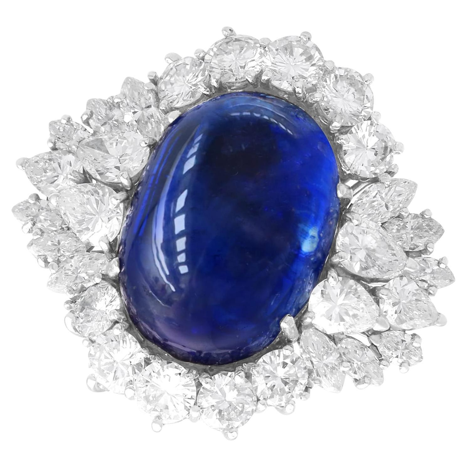 Anello di fidanzamento in platino con zaffiro di Ceylon da 16 carati e diamante da 4,95 carati. in vendita