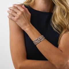 Pulsera tipo brazalete vintage de oro blanco de 18 quilates con un diamante de 1,60 quilates