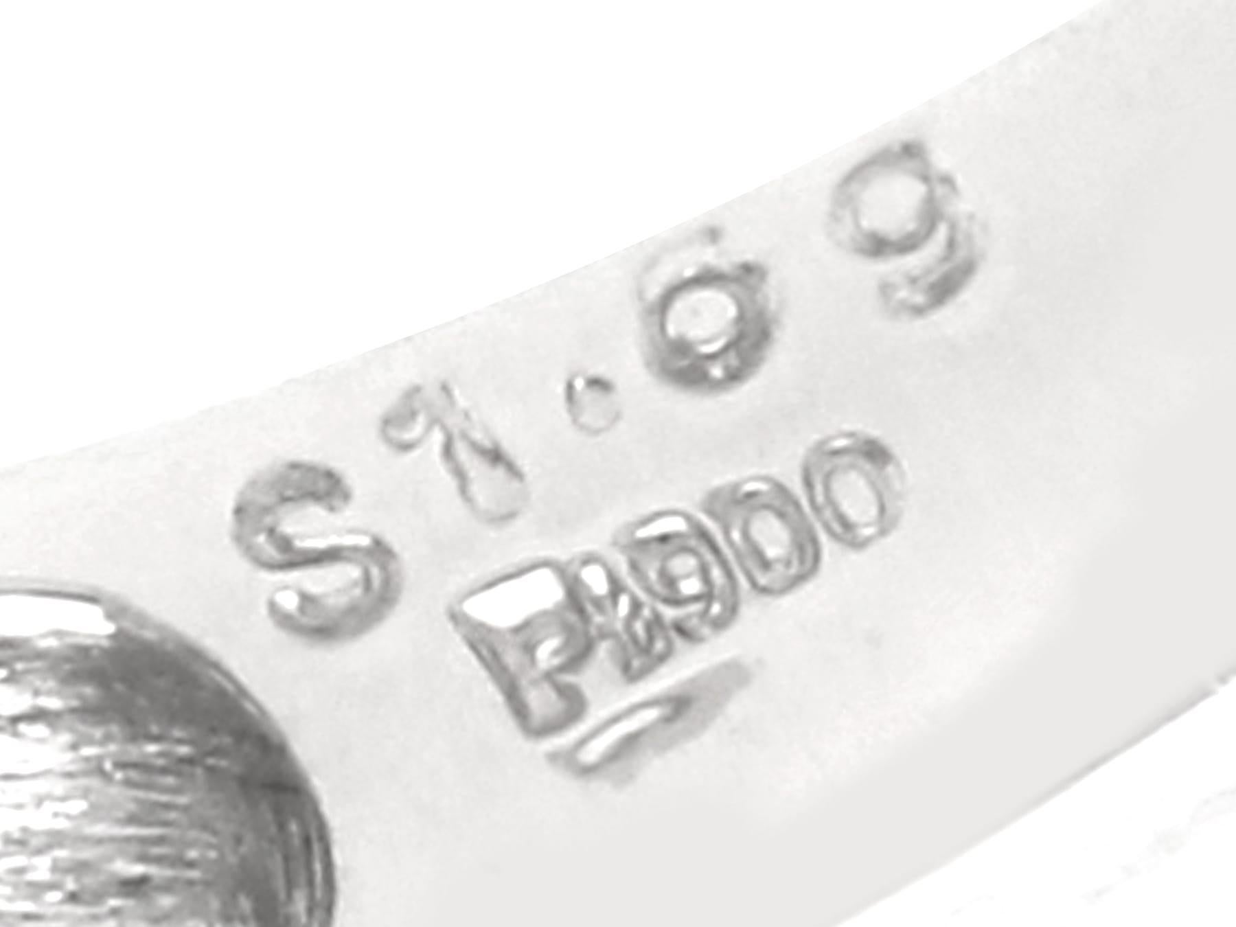 Zafiro vintage de 1,60 quilates Diamante de 1,99 quilates Anillo de vestido de platino Circa 1990 en venta 7