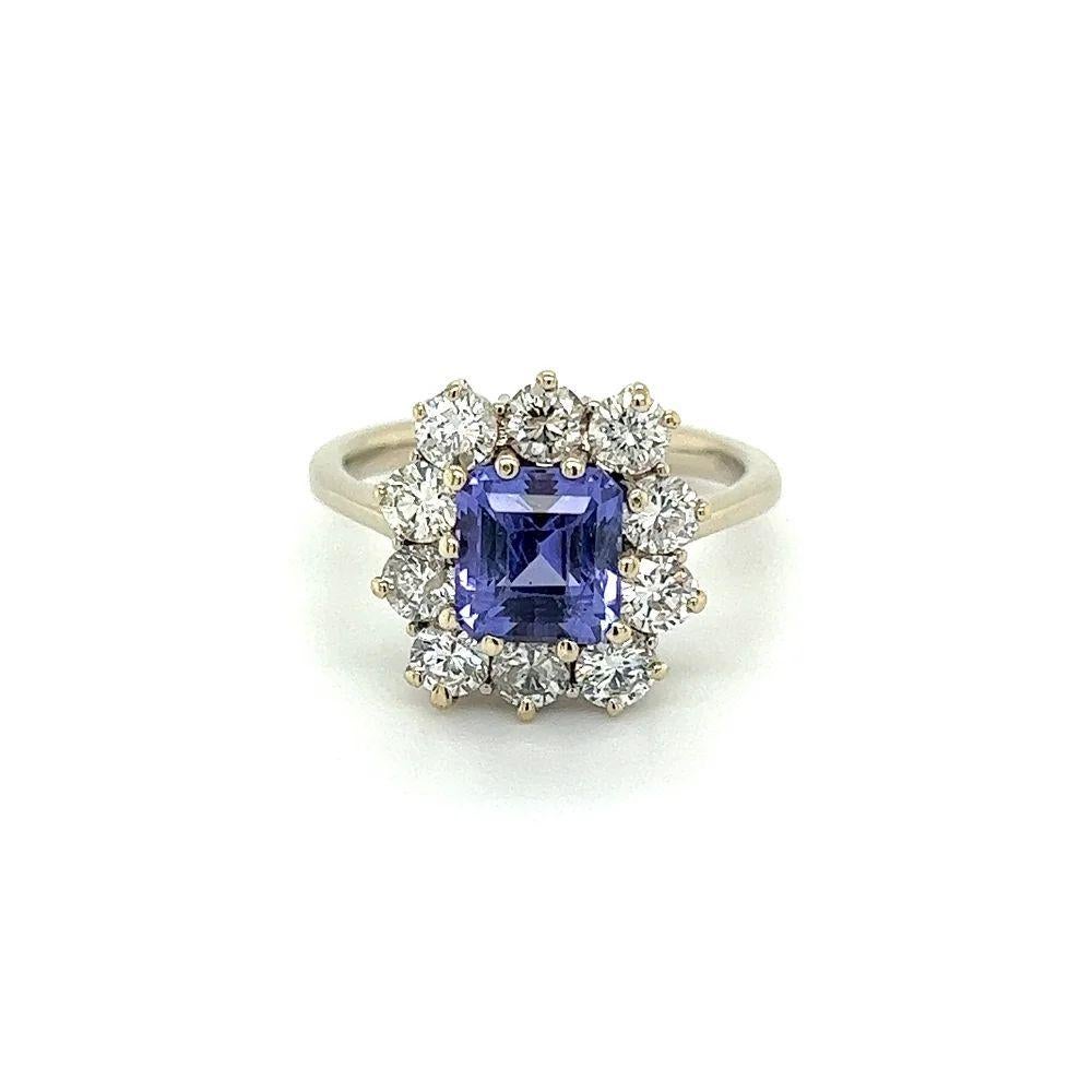 Vintage 1.60 Carat Square Emerald Cut Tanzanite and Diamond Gold Cocktail Ring In Excellent Condition For Sale In Montreal, QC