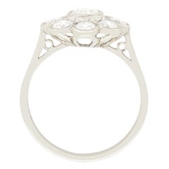 Vintage 1.60 Carat Diamond Daisy Cluster Ring, circa 1970s