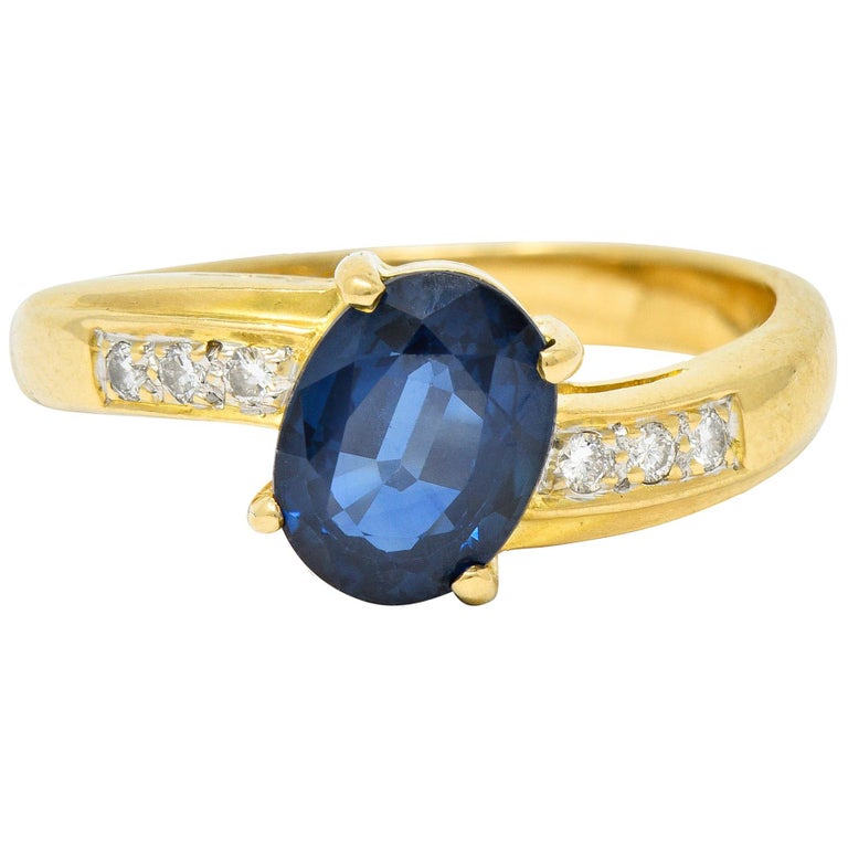Vintage 1.61 Carat Sapphire Diamond 18 Karat Gold Bypass Ring For Sale
