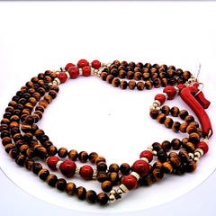 Vintage 162.20 Grams Tiger Eye And Coral 18 Karat Gold Gems Stone Necklace