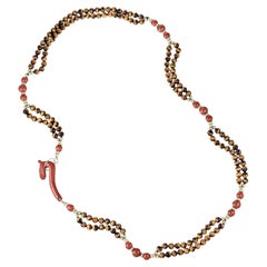 Vintage 162.20 Grams Tiger Eye And Coral 18 Karat Gold Gems Stone Necklace