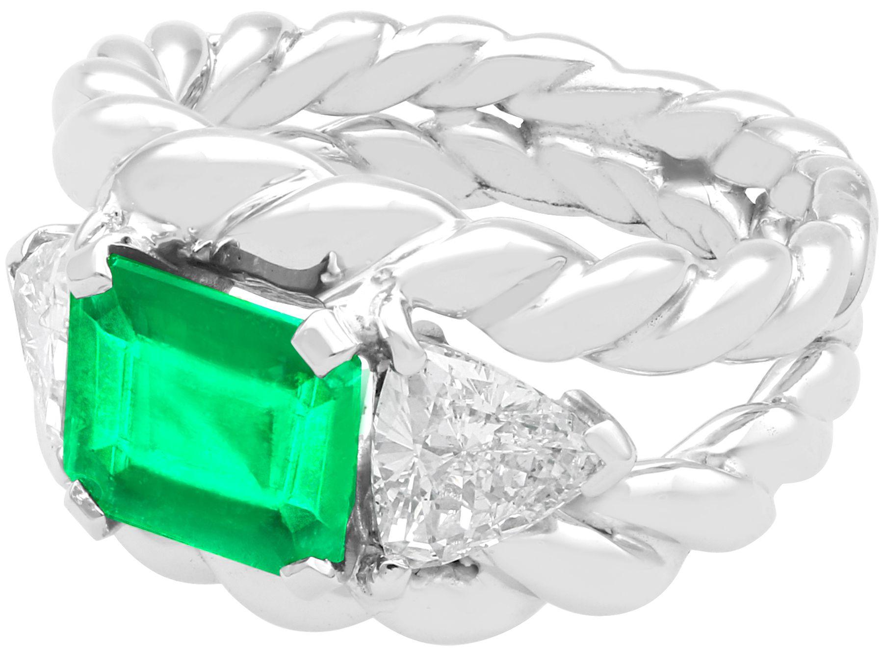 Women's or Men's Vintage 1.64ct Emerald Cut Colombian Emerald and Diamond White Gold Ring For Sale