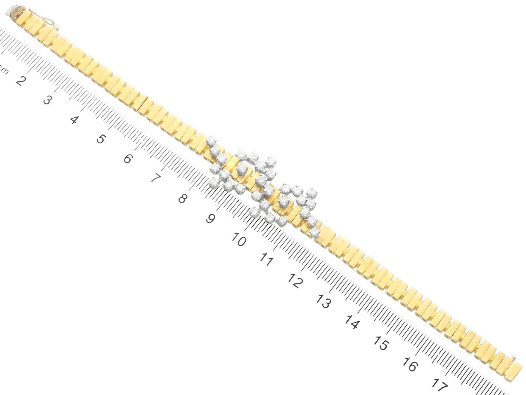 Vintage 1.65 Carat Diamond and 18k Yellow Gold Bracelet Circa 1990 For Sale 6