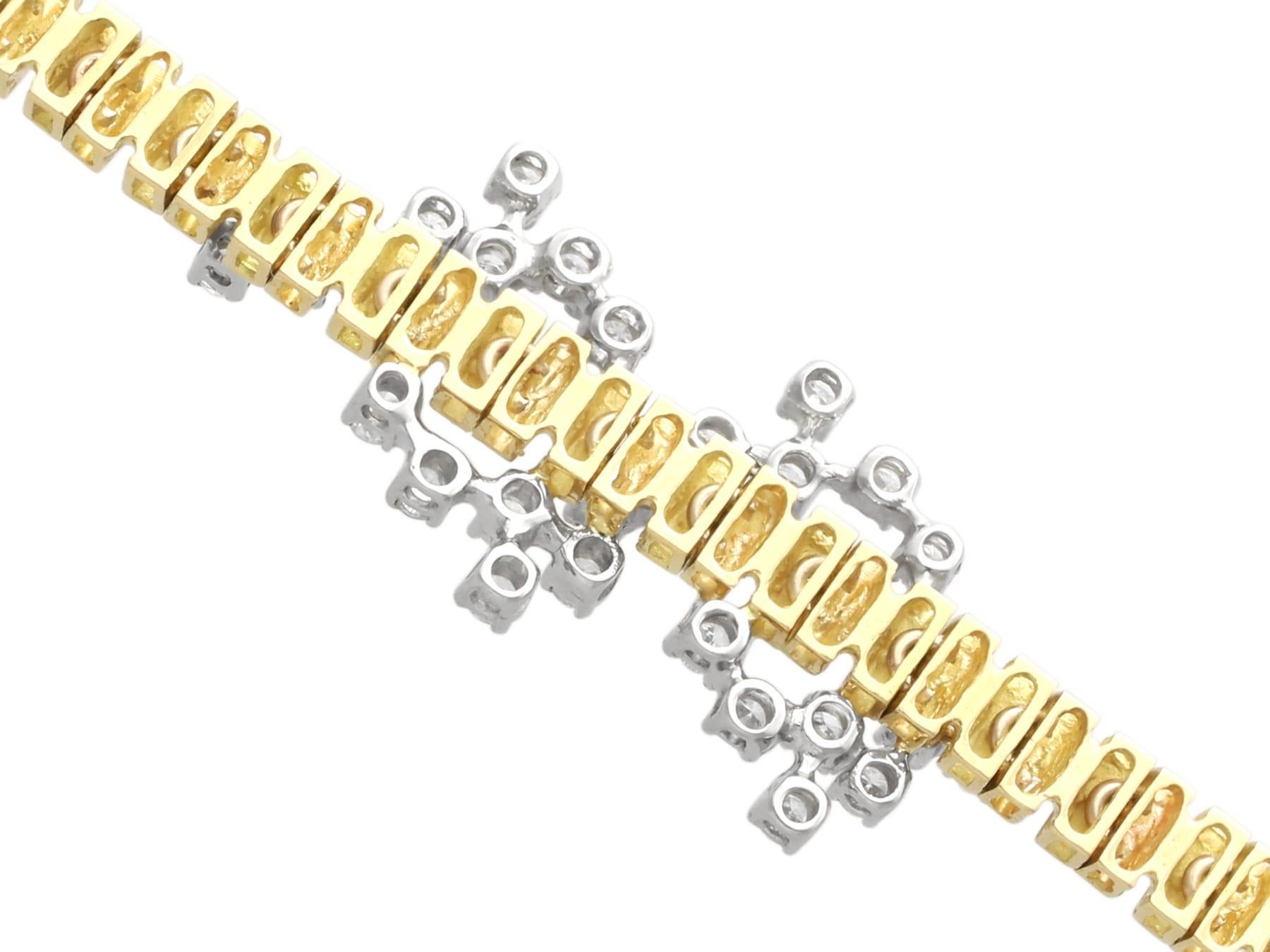 Vintage 1.65 Carat Diamond and 18k Yellow Gold Bracelet Circa 1990 For Sale 3