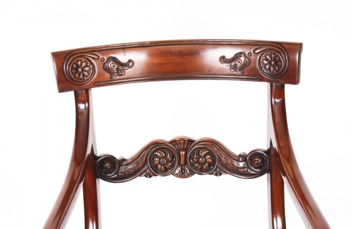 Vintage Dining Table by William Tillman & 18 Dining Chairs, 20th C 13