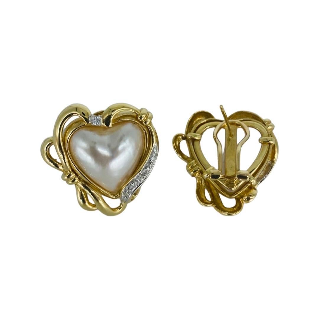 16 mm Herzförmige Perlen- und Diamant-Ohrclips aus 14 Karat Gold im Zustand „Hervorragend“ im Angebot in Miami, FL